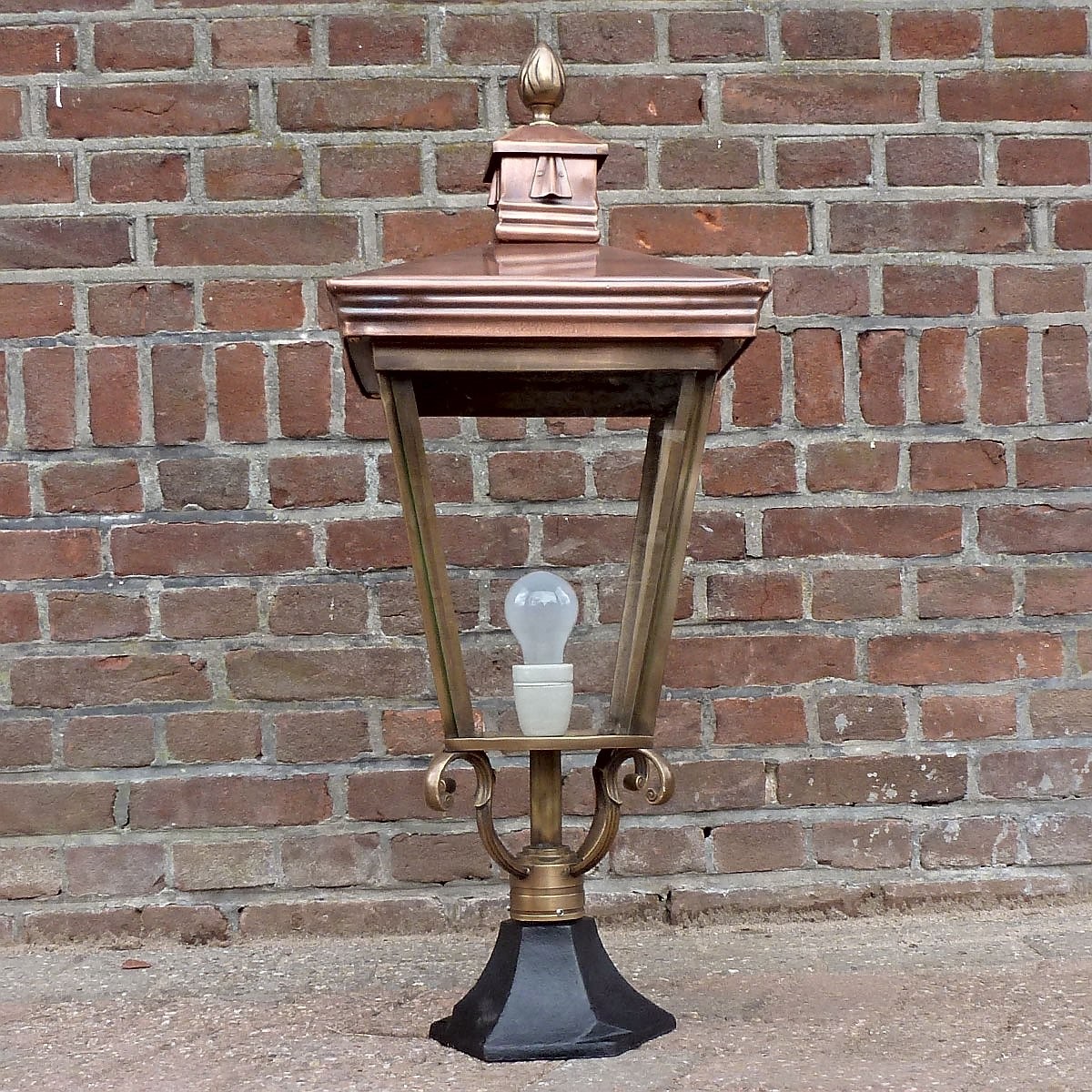 E3. Hengelo + testata rame con 4 lati 70. 85 cm